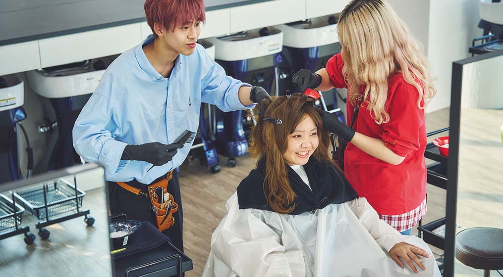 お客様のために磨き上げるカラーリング技術