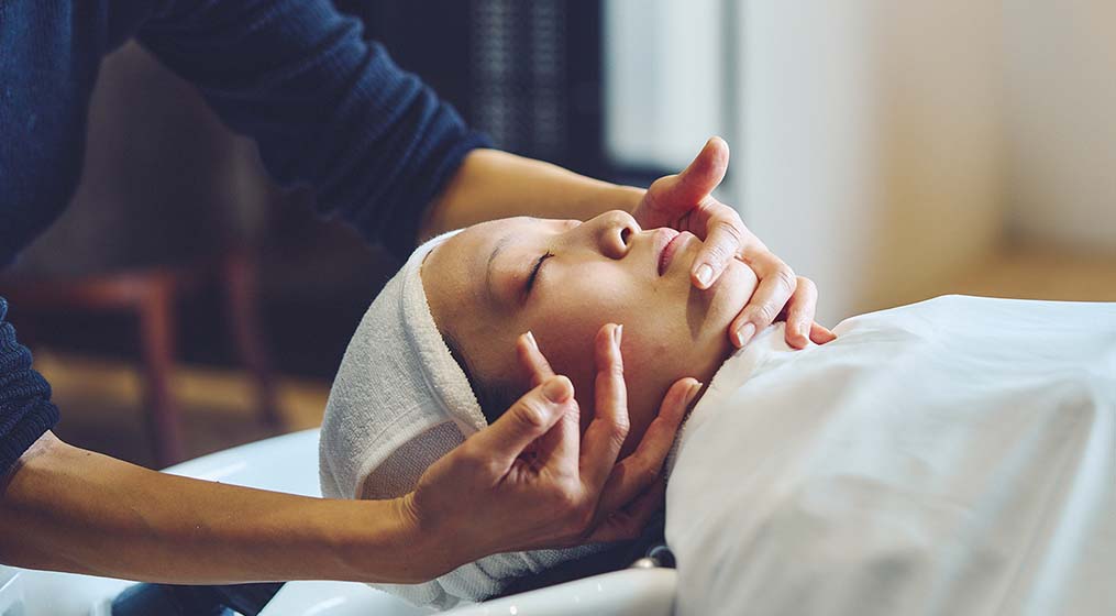 美しさを引き出すフェイシャル・エステ